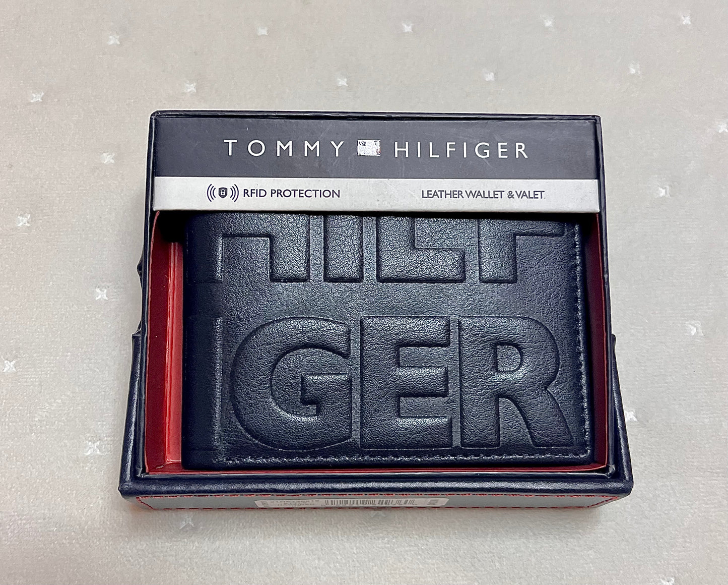 Tommy Signature Wallet Accessory