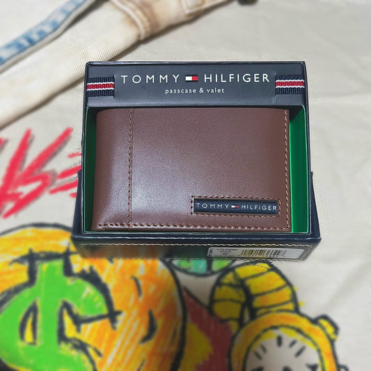 Tommy Wallet Accessory (Brown)